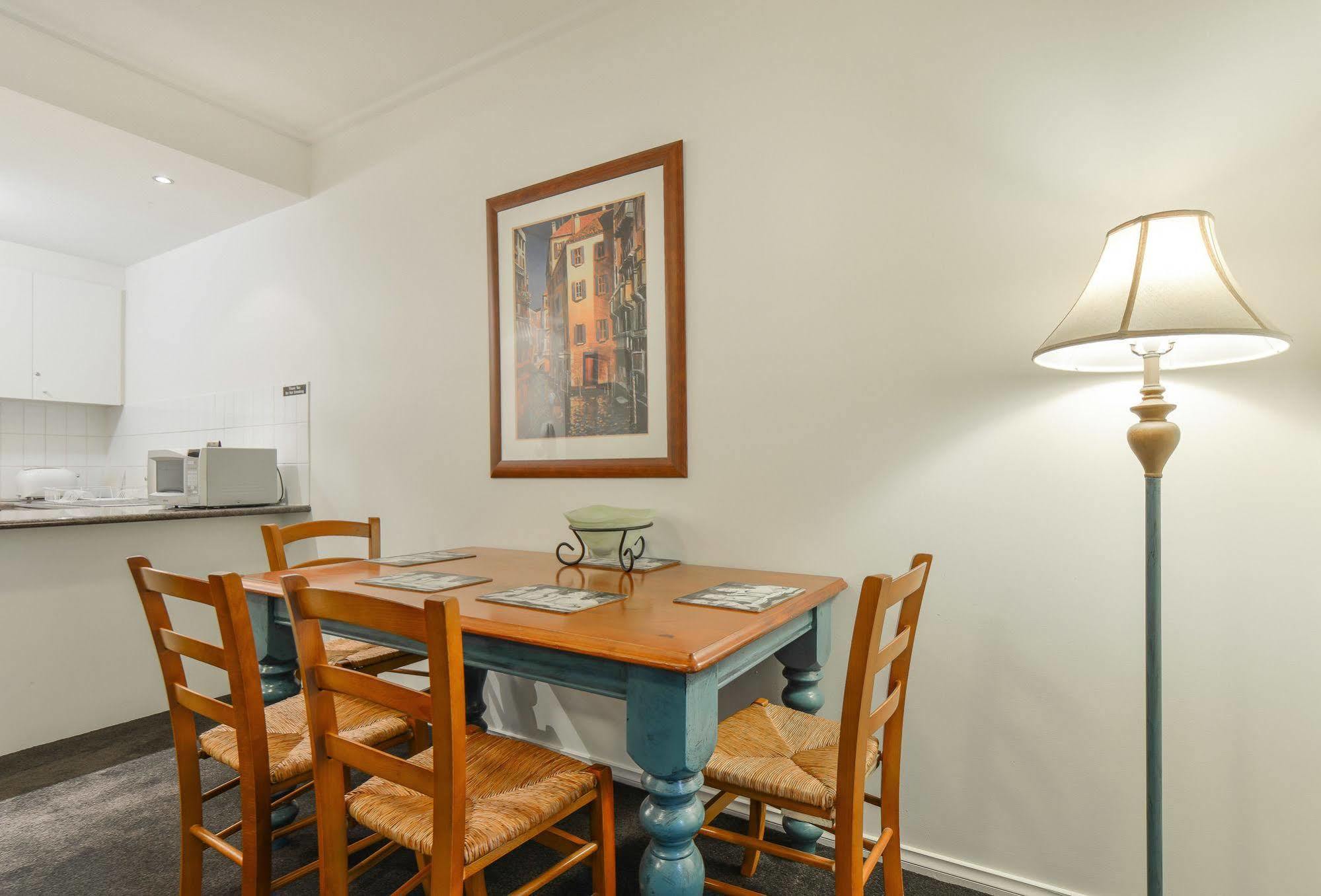 Mayford - Long Stay Rates, Pool, Gym, Parking Melbourne Exteriör bild