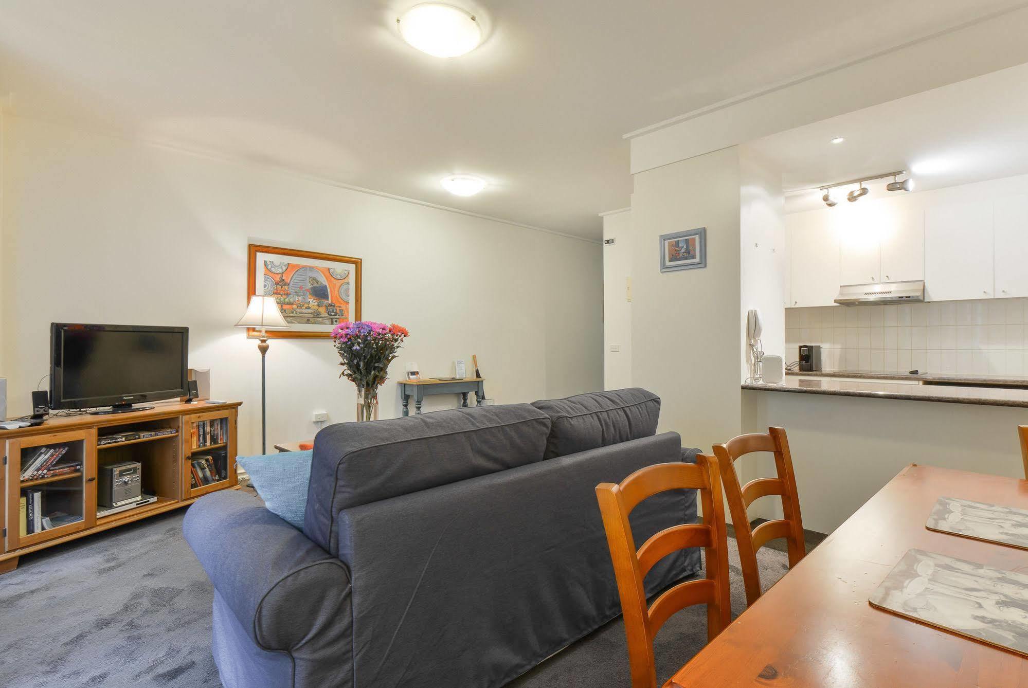 Mayford - Long Stay Rates, Pool, Gym, Parking Melbourne Exteriör bild