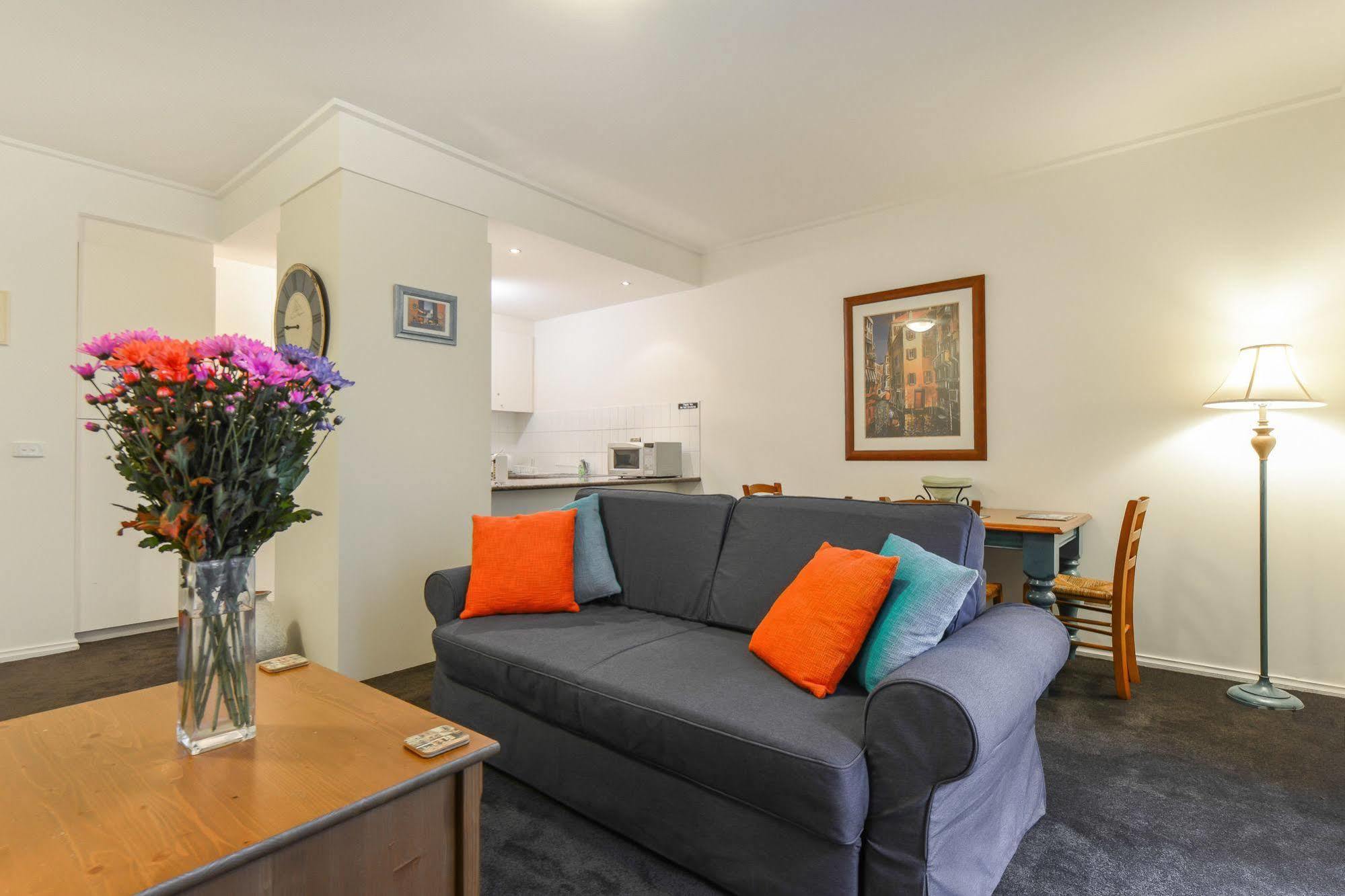 Mayford - Long Stay Rates, Pool, Gym, Parking Melbourne Exteriör bild